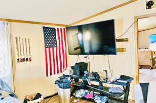 605 Carriage Lane Estates, Streator, IL 61364 - Photo 4