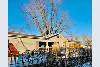 605 Carriage Lane Estates, Streator, IL 61364 - Photo 14