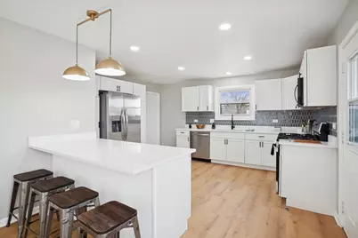 1849 Larkin Avenue, Elgin, IL 60123 - Photo 2