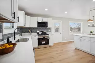 1849 Larkin Ave, Elgin, IL 60123 - Photo 4