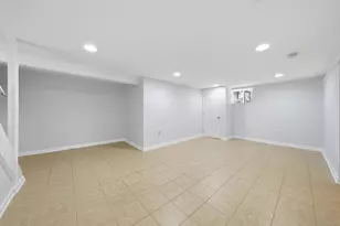 5221 S Parkside Ave, Chicago, IL 60638 - Photo 10