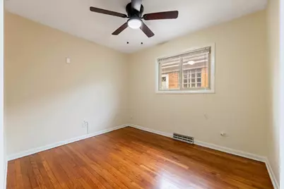 7769 Mason Avenue, Burbank, IL 60459 - Photo 12