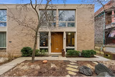 5631 S Blackstone Avenue, Chicago, IL 60637 - Photo 1