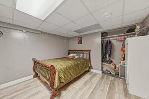 810 N Cherry St, Addison, IL 60101 - Photo 20