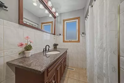 810 N Cherry Street, Addison, IL 60101 - Photo 10