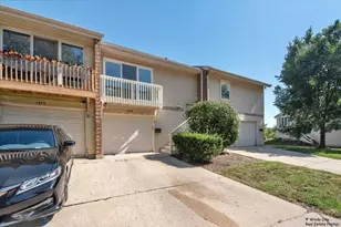 1475 Elder Dr, Aurora, IL 60506 - Photo 2