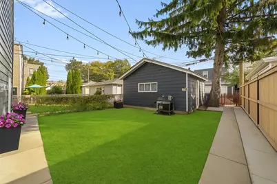 3847 N Spaulding Avenue, Chicago, IL 60618 - Photo 34