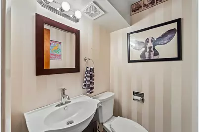 27052 W Lakeview Drive S, Lake Barrington, IL 60084 - Photo 24