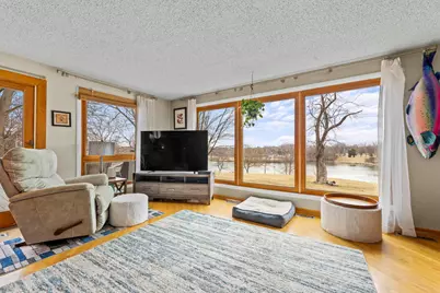 27052 W Lakeview Drive S, Lake Barrington, IL 60084 - Photo 14