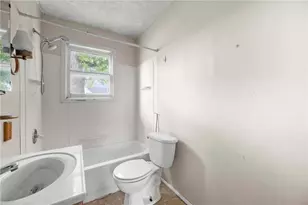 221 S Ohio St, Chrisman, IL 61924 - Photo 16