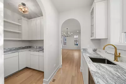 1037 Belleforte Avenue, Oak Park, IL 60302 - Photo 18