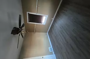 11233 S S Ave M Ave, Chicago, IL 60617 - Photo 4