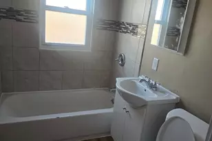 11233 S Ave M, Chicago, IL 60617 - Photo 6