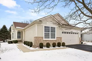21207 Prince Lake Ct, Crest Hill, IL 60403 - Photo 1