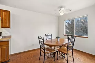 303 Newport Ln, Bartlett, IL 60103 - Photo 6