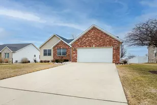 117 White Tail St, Hudson, IL 61748 - Photo 50