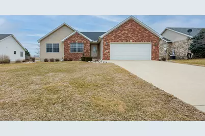 117 White Tail Street, Hudson, IL 61748 - Photo 1