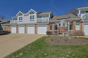 1120 Courtland Dr, Buffalo Grove, IL 60089 - Photo 1