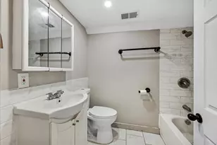 2433 S Harding Ave, Chicago, IL 60623 - Photo 18