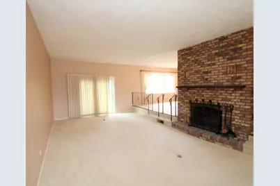 1200 Blakely Street, Woodstock, IL 60098 - Photo 4