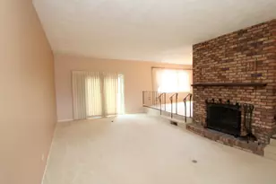 1200 Blakely St, Woodstock, IL 60098 - Photo 4