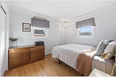 1120 Poplar Street, Lake in the Hills, IL 60156 - Photo 12