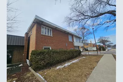 8260 McCormick Boulevard, Skokie, IL 60076 - Photo 2