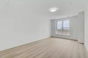 9201 Milwaukee Ave N, Niles, IL 60714 - Photo 12