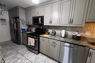 500 Park Ave, Calumet City, IL 60409 - Photo 4