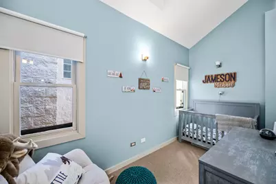 1754 N Hoyne Avenue, Chicago, IL 60647 - Photo 18