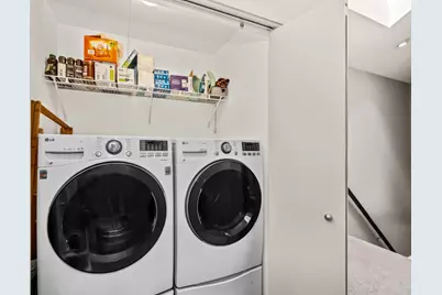 1754 N Hoyne Avenue, Chicago, IL 60647 - Photo 20