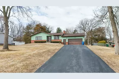 2235 Center Lane, Dixon, IL 61021 - Photo 1