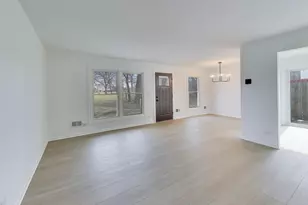 1834 Jamestown Cir, Hoffman Estates, IL 60169 - Photo 4