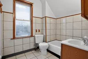 820 E 90th Pl, Chicago, IL 60619 - Photo 20