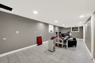 6333 S Whipple St, Chicago, IL 60629 - Photo 12