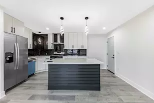 21958 S Merrill Ave, Sauk Village, IL 60411 - Photo 12