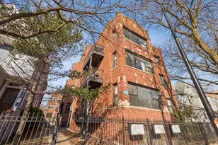 4842 N Ashland Ave, Chicago, IL 60640 - Photo 1