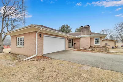 1636 Whitney Boulevard, Belvidere, IL 61008 - Photo 4