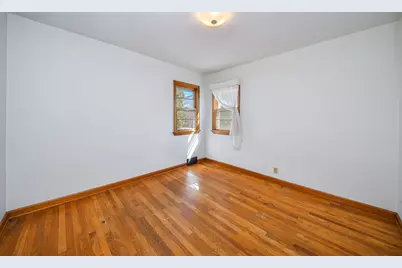 1322 Lakeview Street, Johnsburg, IL 60051 - Photo 4