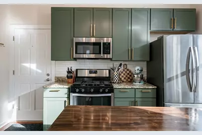 1301 N Artesian Avenue #1F, Chicago, IL 60622 - Photo 6