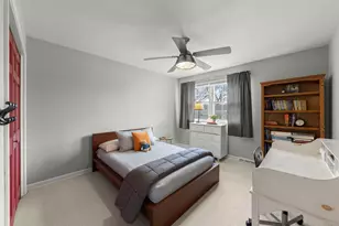 255 Grandview Ave, Glen Ellyn, IL 60137 - Photo 18