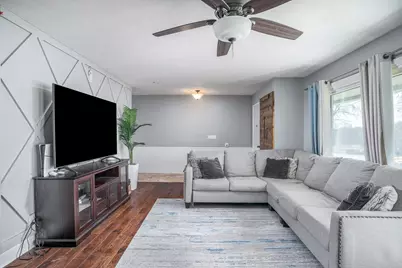 3225 28th Street Court, Rock Island, IL 61201 - Photo 8