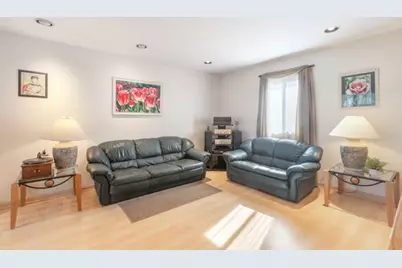 203 Albert Drive, Vernon Hills, IL 60061 - Photo 8