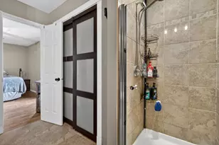 314 Plum St, Lake in the Hills, IL 60156 - Photo 20