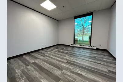 977 N Oaklawn Avenue, Elmhurst, IL 60126 - Photo 10