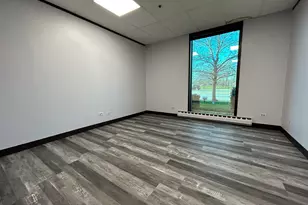 977 N Oaklawn Ave, Elmhurst, IL 60126 - Photo 10