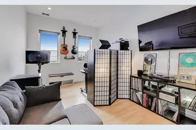 [Address not provided], Chicago, IL 60625 - Photo 18