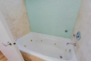 [Address not provided], Chicago, IL 60625 - Photo 14