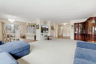 6933 N Kedzie Ave, Chicago, IL 60645 - Photo 4