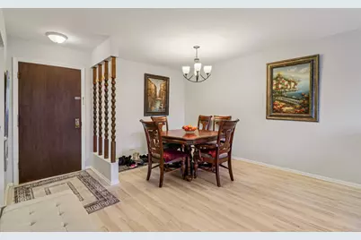 3300 N Carriageway Drive #309, Arlington Heights, IL 60004 - Photo 8